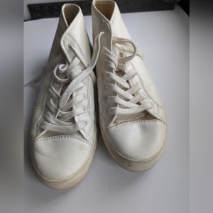 Old Navy high top sneaker white size 10